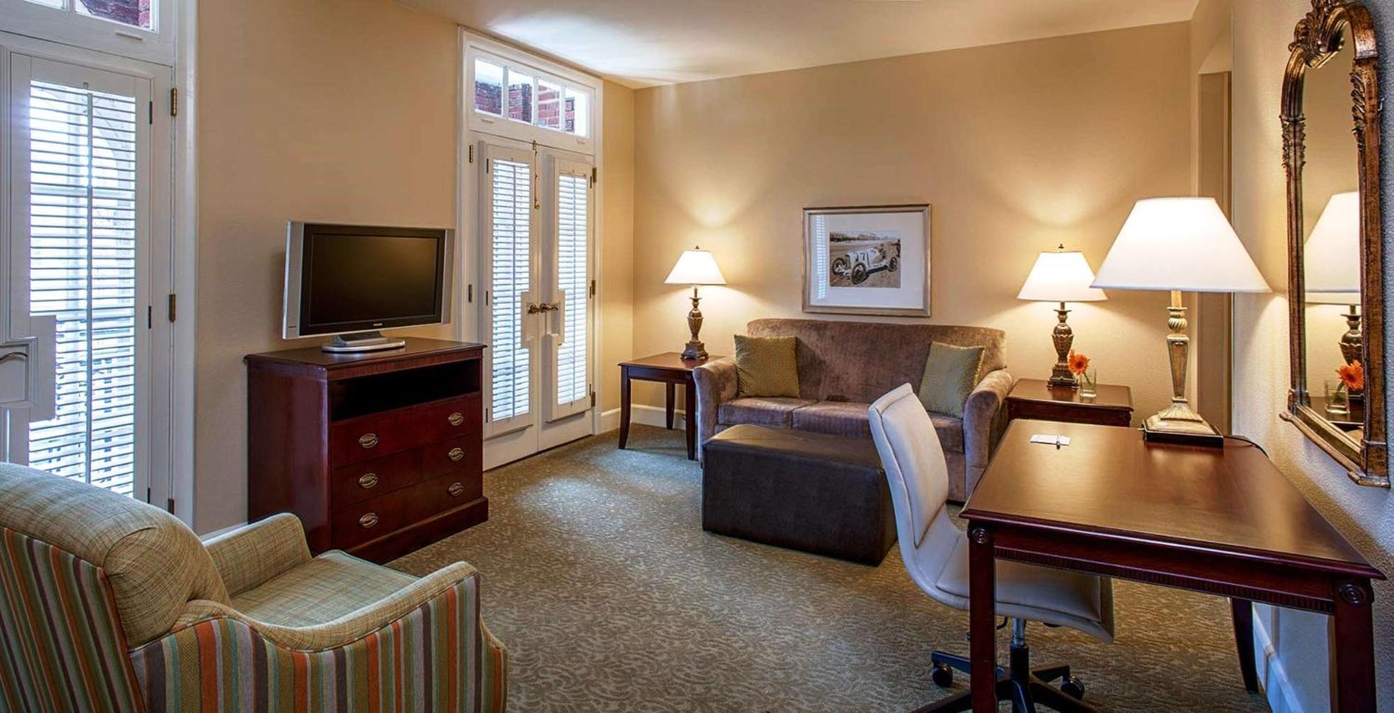 Hampton Inn & Suites Birmingham-Downtown-Tutwiler Exteriör bild