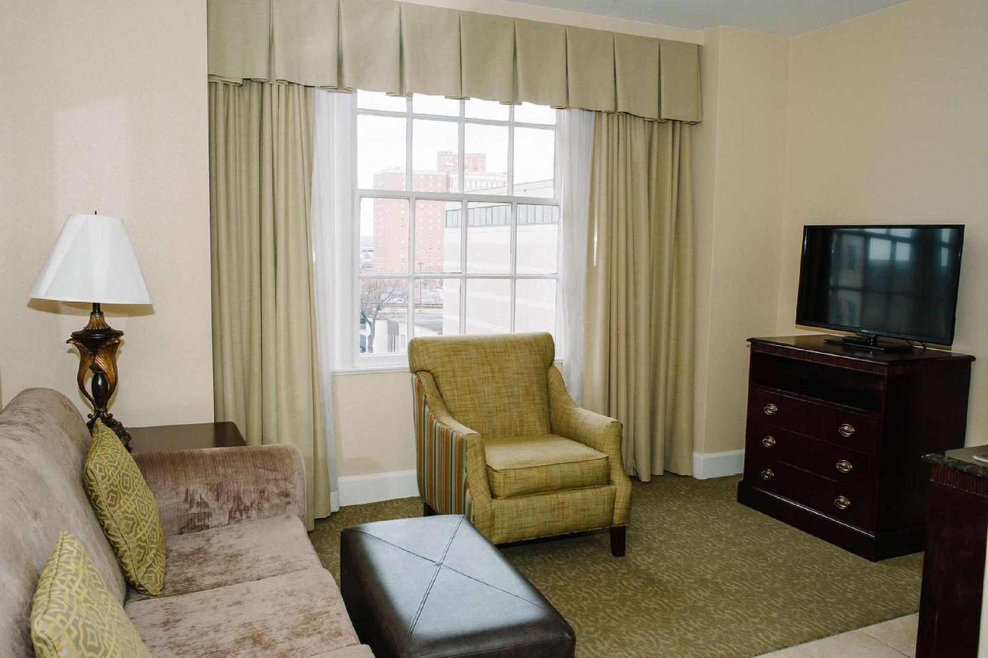 Hampton Inn & Suites Birmingham-Downtown-Tutwiler Exteriör bild